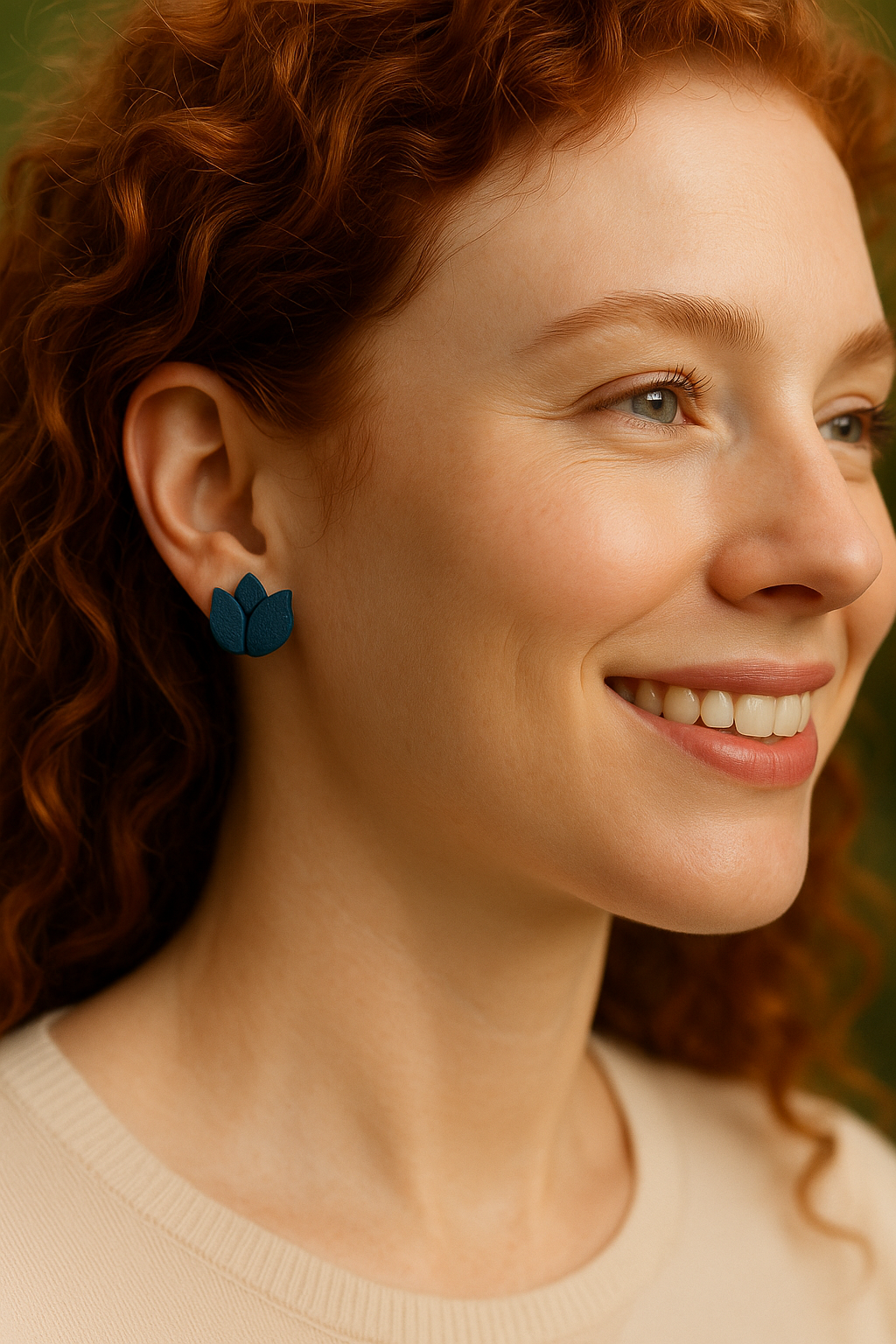 Tulip Stud (Navy)