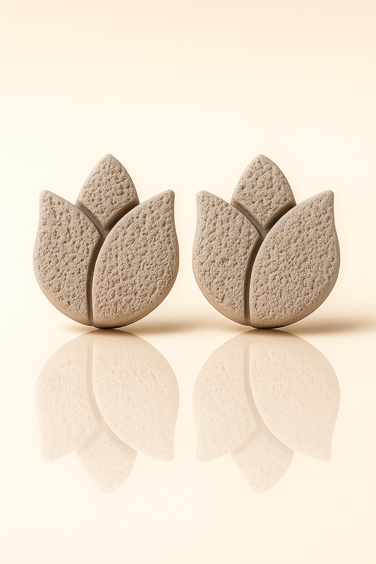 Tulip Stud Beige