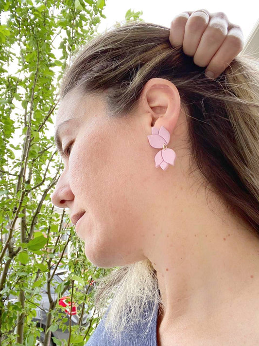 Tulip Dangle (Pink)