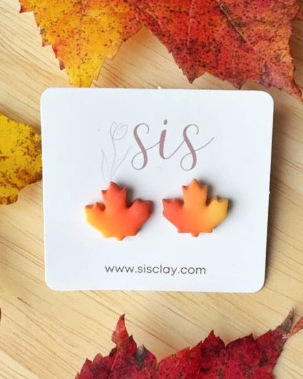 Maple Leaf Foliage Stud